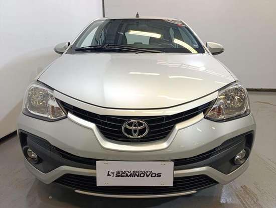 TOYOTA-ETIOS-2017