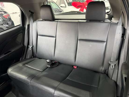 TOYOTA-ETIOS-2016