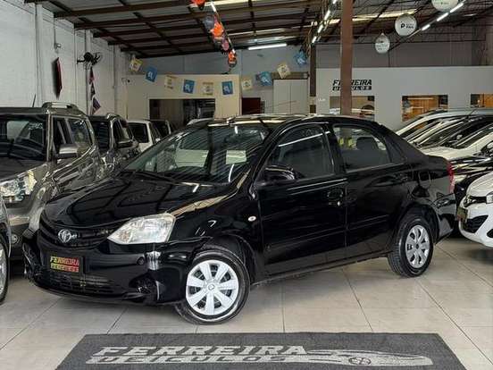 TOYOTA-ETIOS-1.5 XS 16V FLEX 4P MANUAL TOYOTA-ETIOS-2014