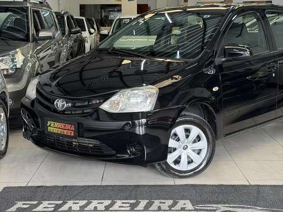 TOYOTA-ETIOS-1.5 XS 16V FLEX 4P MANUAL TOYOTA-ETIOS-2014