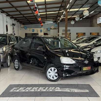 TOYOTA-ETIOS-2014