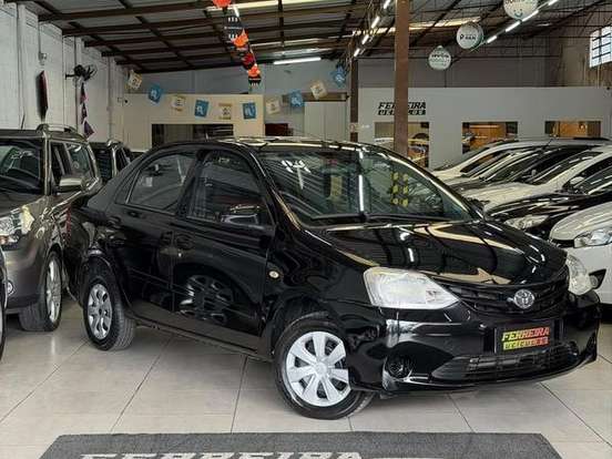 TOYOTA-ETIOS-1.5 XS 16V FLEX 4P MANUAL TOYOTA-ETIOS-2014