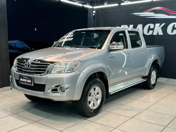 TOYOTA HILUX 2.7 SRV 4X2 CD 16V FLEX 4P AUTOMÁTICO