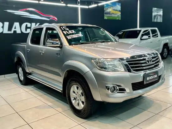 TOYOTA-HILUX-2014