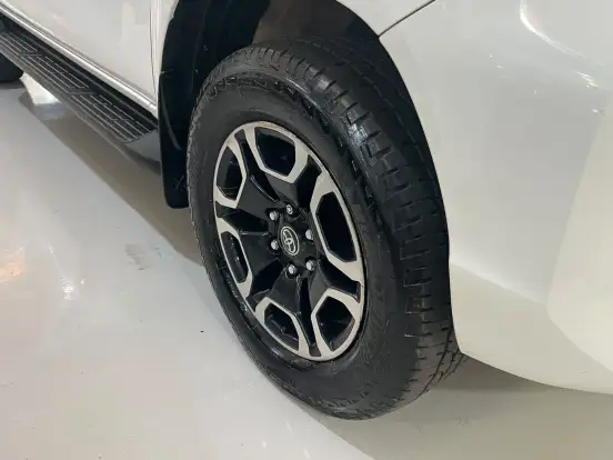 TOYOTA-HILUX-2022