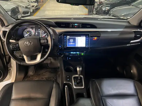 TOYOTA-HILUX-2.8 D-4D TURBO DIESEL CD SRV 4X4 AUTOMÁTICO TOYOTA-HILUX-2022