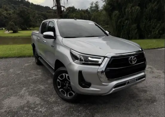 TOYOTA-HILUX-2025