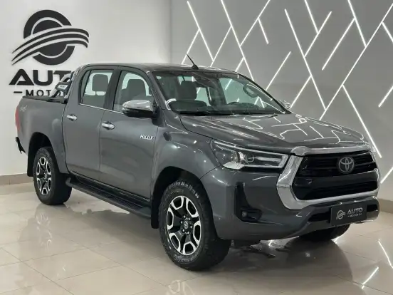 TOYOTA-HILUX-2.8 D-4D TURBO DIESEL CD SRX 4X4 AUTOMÁTICO TOYOTA-HILUX-2021
