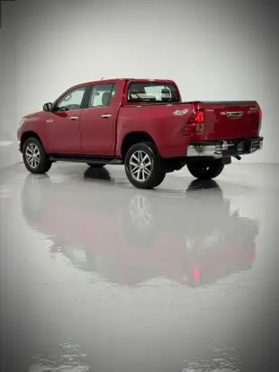 TOYOTA-HILUX-2017