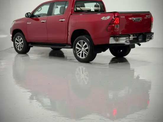 TOYOTA-HILUX-2.8 SRX 4X4 CD 16V DIESEL 4P AUTOMÁTICO TOYOTA-HILUX-2017