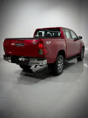 TOYOTA-HILUX-2017