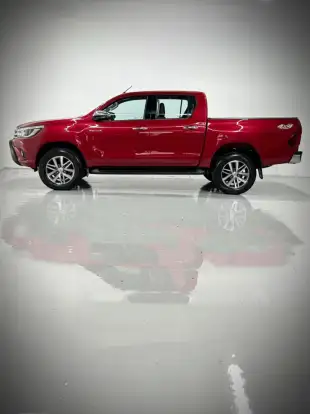 TOYOTA-HILUX-2017