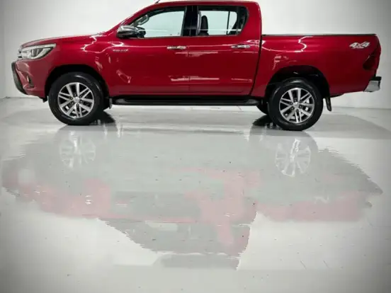 TOYOTA-HILUX-2.8 SRX 4X4 CD 16V DIESEL 4P AUTOMÁTICO TOYOTA-HILUX-2017