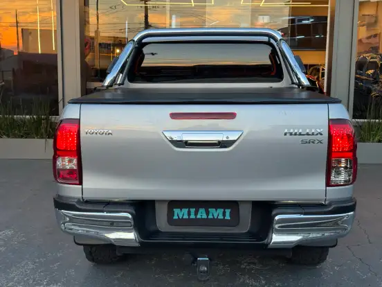 TOYOTA-HILUX-2.8 SRX 4X4 CD 16V DIESEL 4P AUTOMÁTICO TOYOTA-HILUX-2018