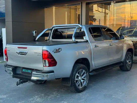 TOYOTA-HILUX-2.8 SRX 4X4 CD 16V DIESEL 4P AUTOMÁTICO TOYOTA-HILUX-2018