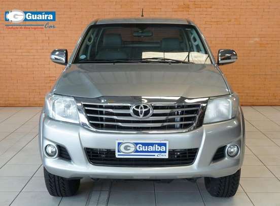 TOYOTA-HILUX-2014