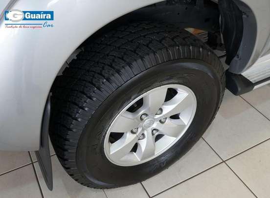 TOYOTA-HILUX-2014