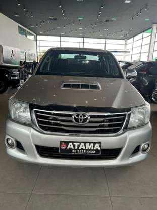 TOYOTA-HILUX-2013