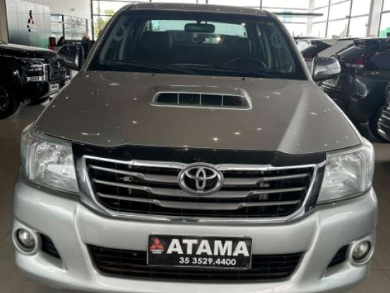TOYOTA-HILUX-2.7 SRV 4X4 CD 16V FLEX 4P AUTOMÁTICO TOYOTA-HILUX-2013