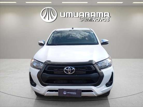 TOYOTA-HILUX-2021