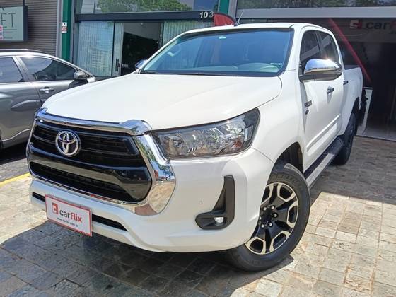 TOYOTA HILUX 2.7 VVT-i FLEX CD SRV 4X2 AUTOMÁTICO