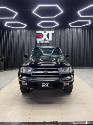 TOYOTA-HILUX-2000