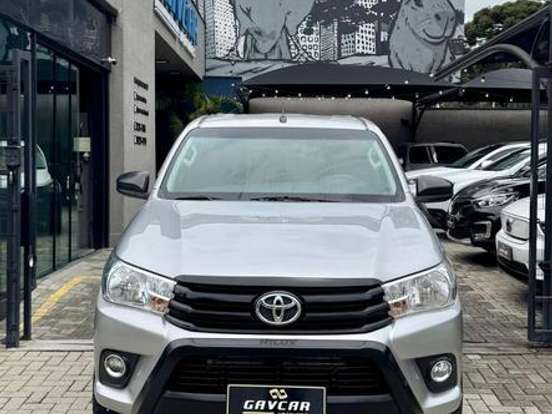 TOYOTA-HILUX-2.8 4X4 CS 16V TURBO DIESEL 2P MANUAL TOYOTA-HILUX-2017