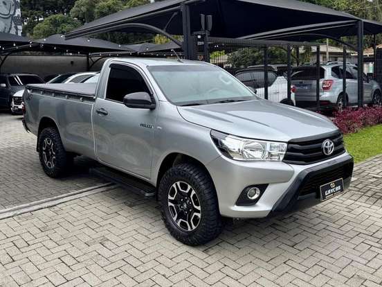 TOYOTA-HILUX-2.8 4X4 CS 16V TURBO DIESEL 2P MANUAL TOYOTA-HILUX-2017