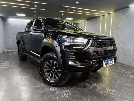TOYOTA-HILUX-2022