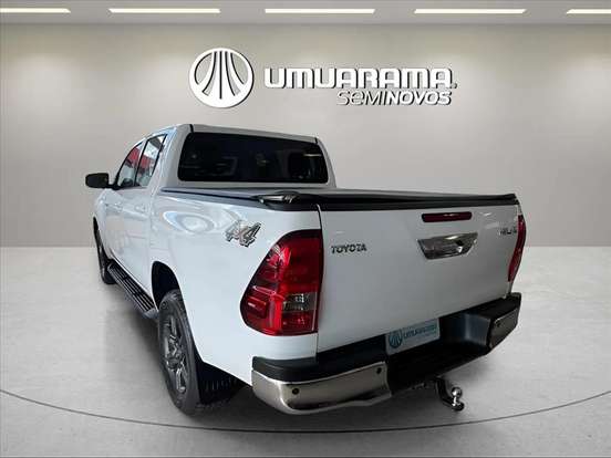 TOYOTA-HILUX-2.8 D-4D TURBO DIESEL CD SR 4X4 AUTOMÁTICO TOYOTA-HILUX-2024