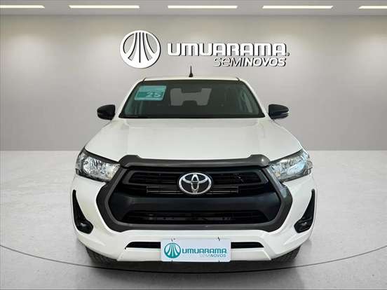 TOYOTA-HILUX-2.8 D-4D TURBO DIESEL CD SR 4X4 AUTOMÁTICO TOYOTA-HILUX-2024