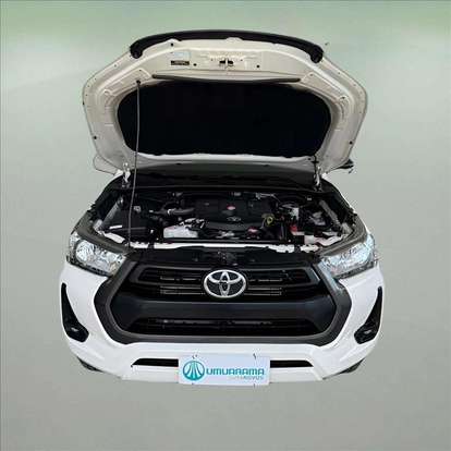 TOYOTA-HILUX-2024