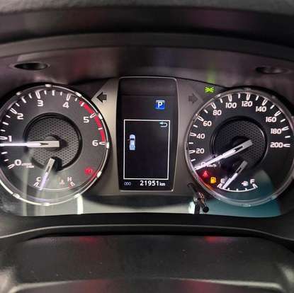 TOYOTA-HILUX-2024