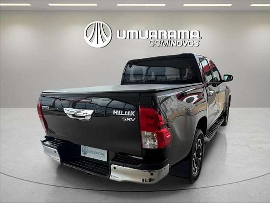 TOYOTA-HILUX-2.8 D-4D TURBO DIESEL CD SRV 4X4 AUTOMÁTICO TOYOTA-HILUX-2023