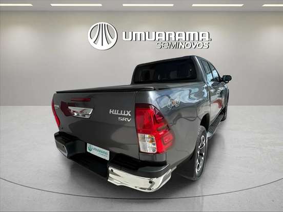 TOYOTA-HILUX-2.8 D-4D TURBO DIESEL CD SRV 4X4 AUTOMÁTICO TOYOTA-HILUX-2023