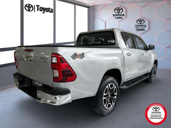 TOYOTA-HILUX-2.8 D-4D TURBO DIESEL CD SRX 4X4 AUTOMÁTICO TOYOTA-HILUX-2026