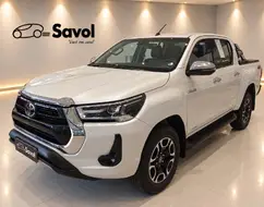 TOYOTA HILUX 2.8 D-4D TURBO DIESEL CD SRX 4X4 AUTOMÁTICO TOYOTA HILUX 2.8 D-4D TURBO DIESEL CD SRX 4X4 AUTOMÁTICO