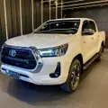 TOYOTA HILUX 2.8 D-4D TURBO DIESEL CD SRX 4X4 AUTOMÁTICO TOYOTA HILUX 2.8 D-4D TURBO DIESEL CD SRX 4X4 AUTOMÁTICO