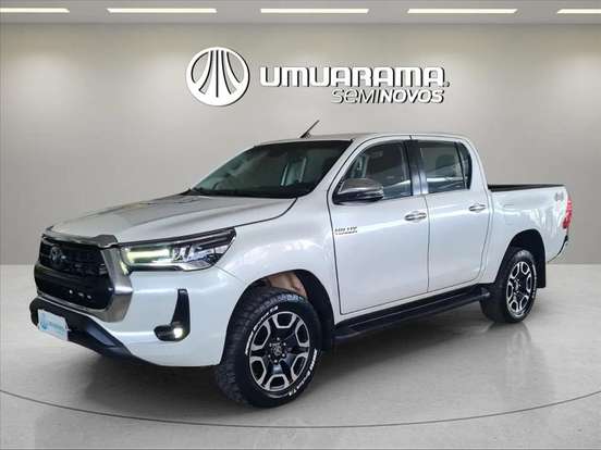 TOYOTA-HILUX-2021