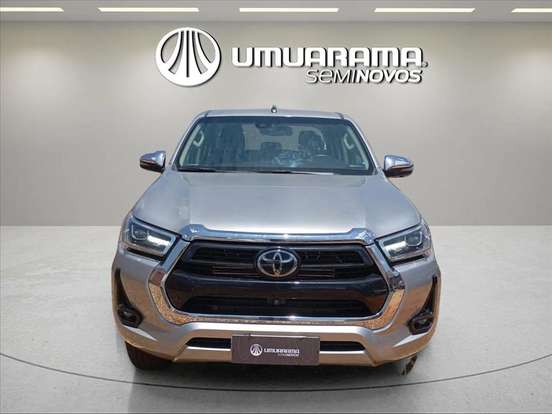 TOYOTA-HILUX-2.8 D-4D TURBO DIESEL CD SRX 4X4 AUTOMÁTICO TOYOTA-HILUX-2023