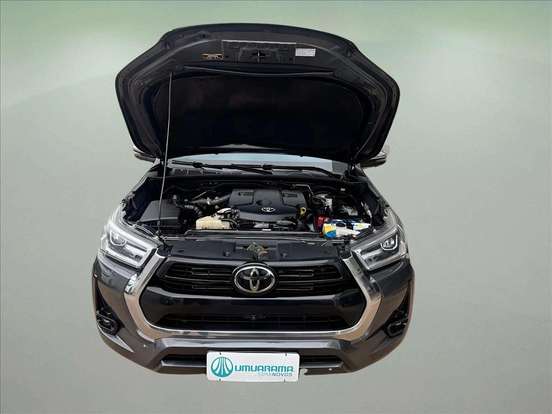 TOYOTA-HILUX-2022