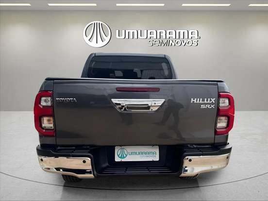 TOYOTA-HILUX-2.8 D-4D TURBO DIESEL CD SRX 4X4 AUTOMÁTICO TOYOTA-HILUX-2022