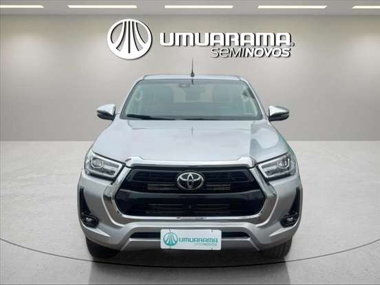 TOYOTA-HILUX-2021