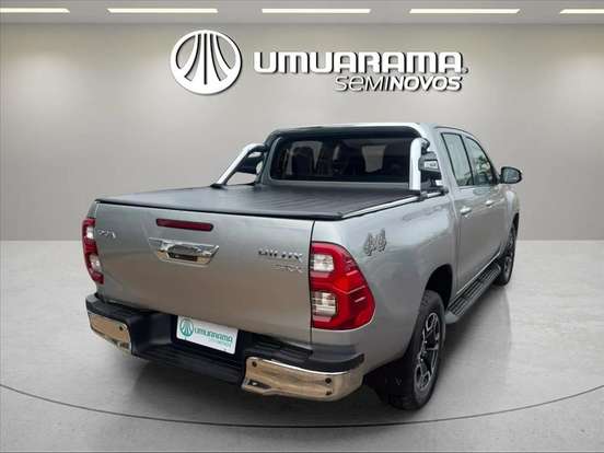 TOYOTA-HILUX-2.8 D-4D TURBO DIESEL CD SRX 4X4 AUTOMÁTICO TOYOTA-HILUX-2021