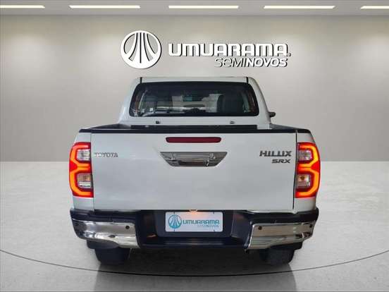 TOYOTA-HILUX-2.8 D-4D TURBO DIESEL CD SRX 4X4 AUTOMÁTICO TOYOTA-HILUX-2021
