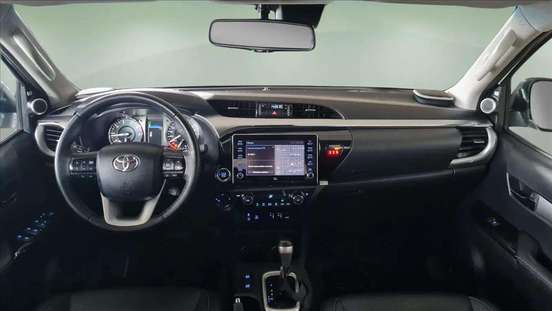 TOYOTA-HILUX-2.8 D-4D TURBO DIESEL CD SRX 4X4 AUTOMÁTICO TOYOTA-HILUX-2021
