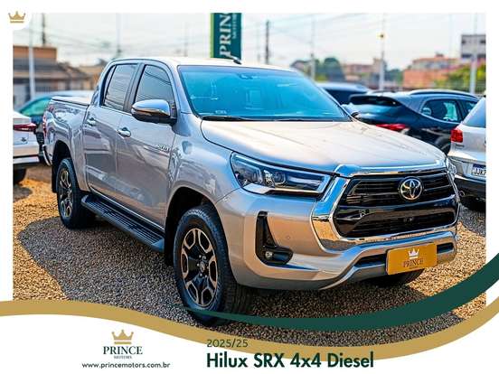TOYOTA-HILUX-2.8 D-4D TURBO DIESEL CD SRX 4X4 AUTOMÁTICO TOYOTA-HILUX-2025