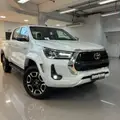 TOYOTA HILUX 2.8 D-4D TURBO DIESEL CD SRX PLUS 4X4 AUTOMÁTICO TOYOTA HILUX 2.8 D-4D TURBO DIESEL CD SRX PLUS 4X4 AUTOMÁTICO