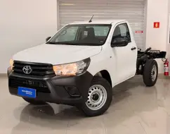 TOYOTA HILUX 2.8 D-4D TURBO DIESEL CHASSI 4X4 AUTOMÁTICO TOYOTA HILUX 2.8 D-4D TURBO DIESEL CHASSI 4X4 AUTOMÁTICO