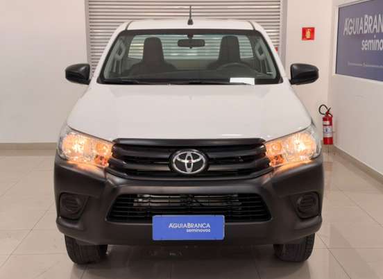 TOYOTA-HILUX-2024